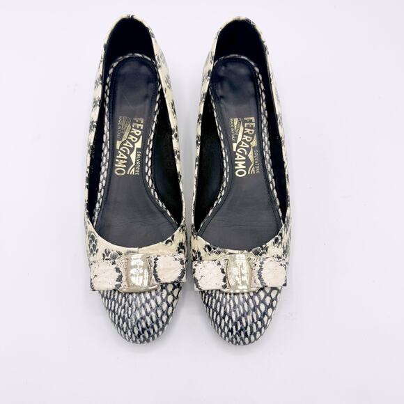 Salvatore Ferragamo Snakeskin Patterned Heels - Picture 2 of 9